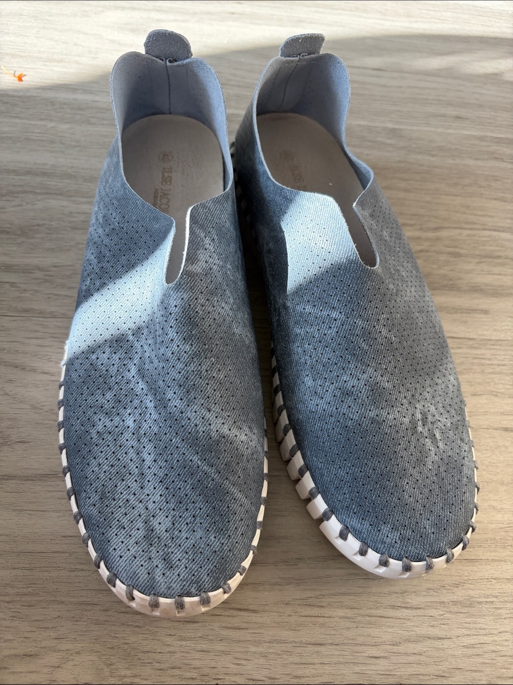 Ilse Jacobsen Light Gray Perforated Knit Slip-Ons